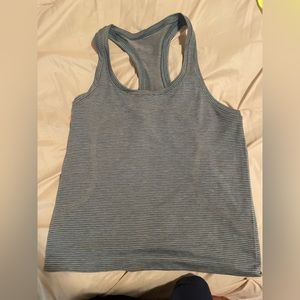 size six lululemon swiftly tech 2.0 race length in blue stripes
